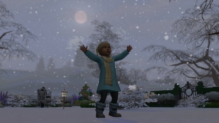Diantha spielt im Schnee.jpg